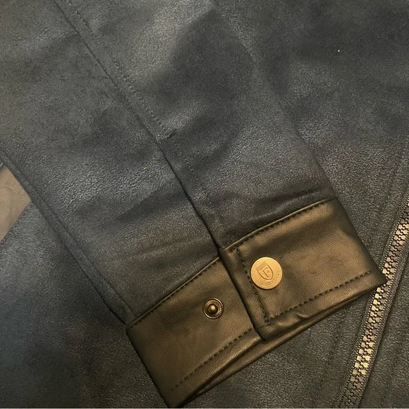 F Collections Jacket - Picture 9 of 16